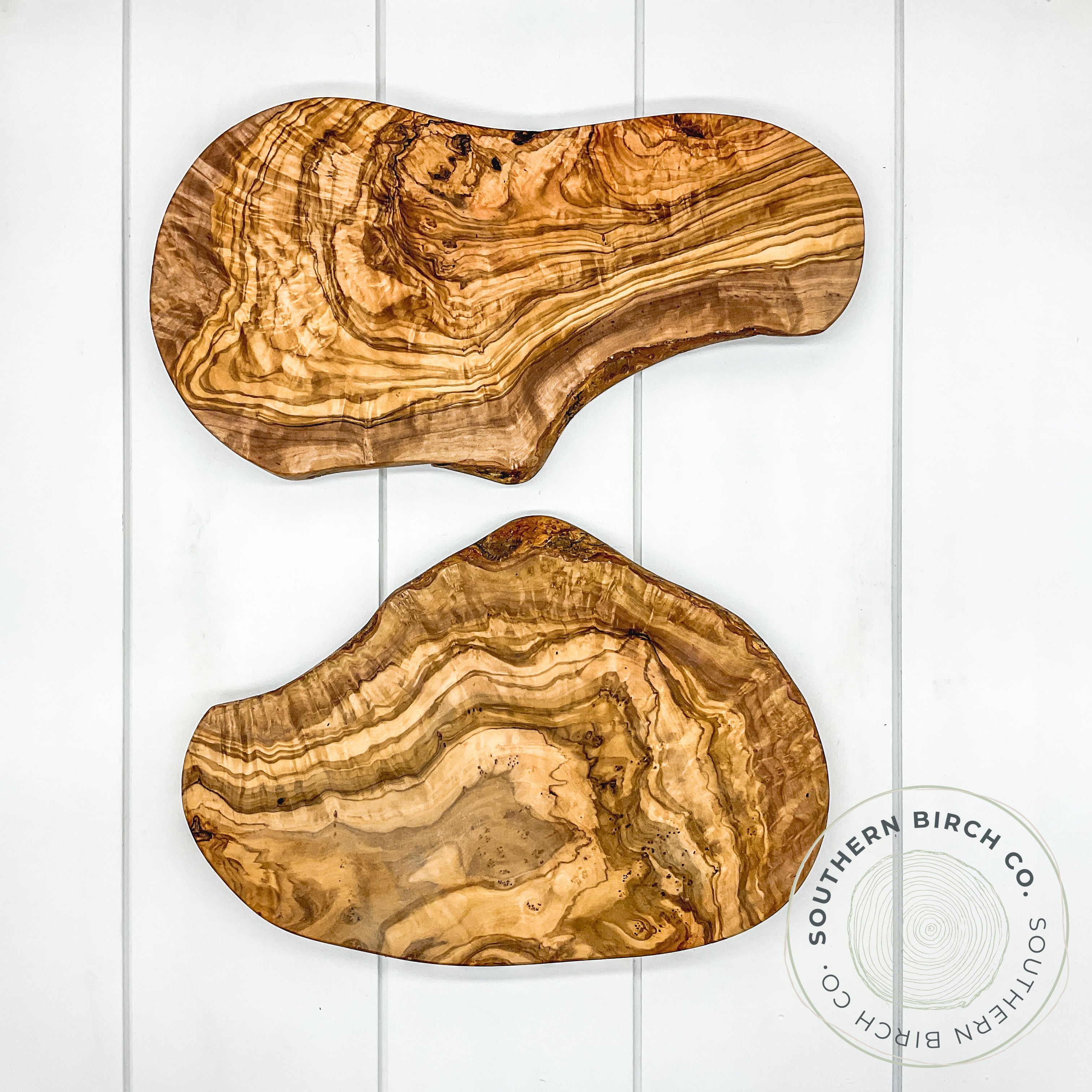 Olive Wood Cutting Board (Irregular Oval)