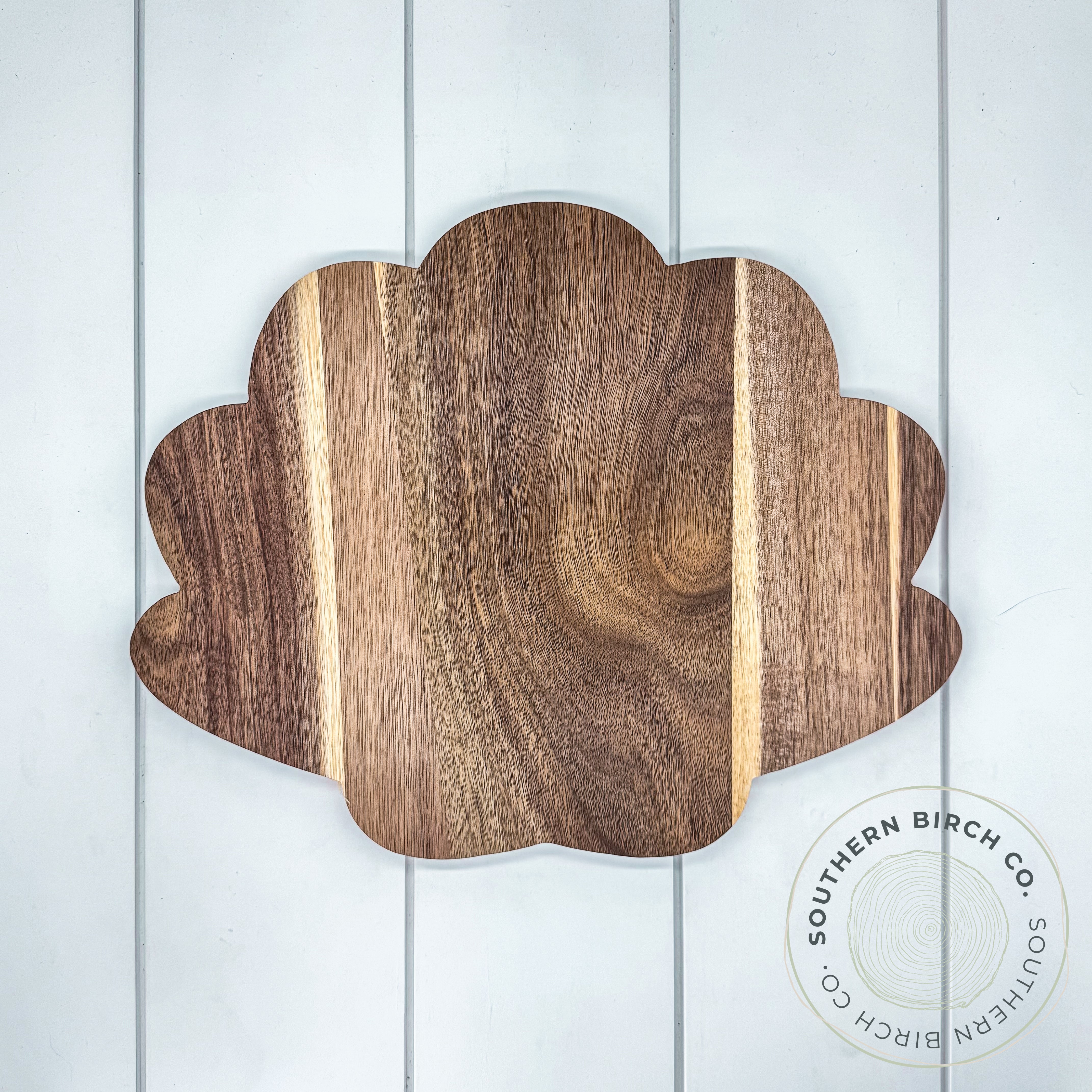 Acacia Wood Cutting Board (Sea Shell)