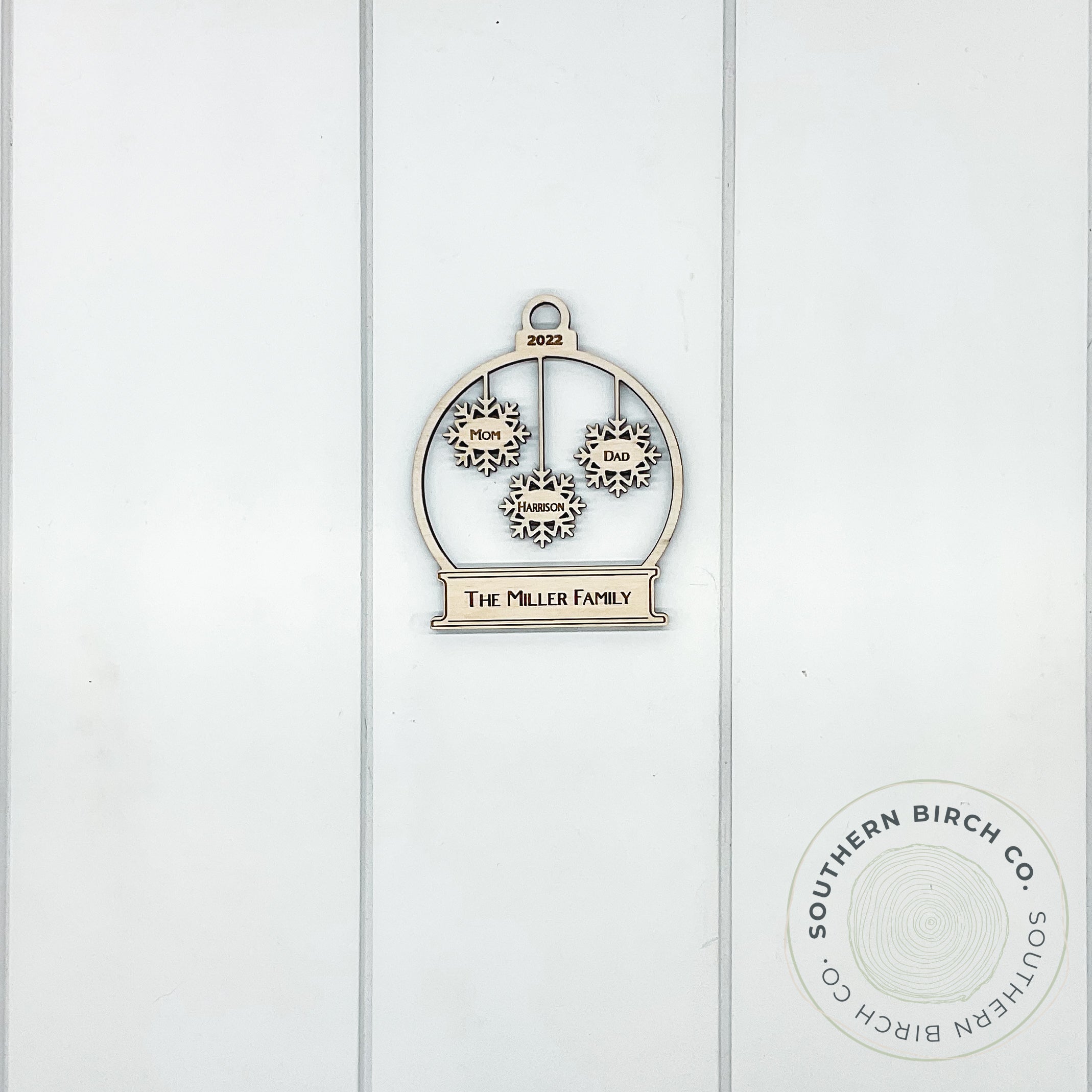 Personalized Family Ornament (Snowflakes)